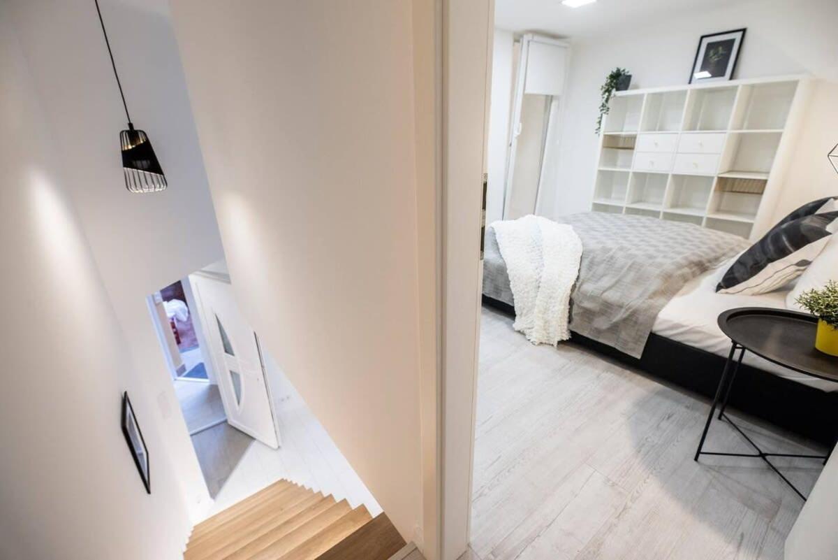 Renovated Design Apartment Close To The Danube Budapest Exterior foto