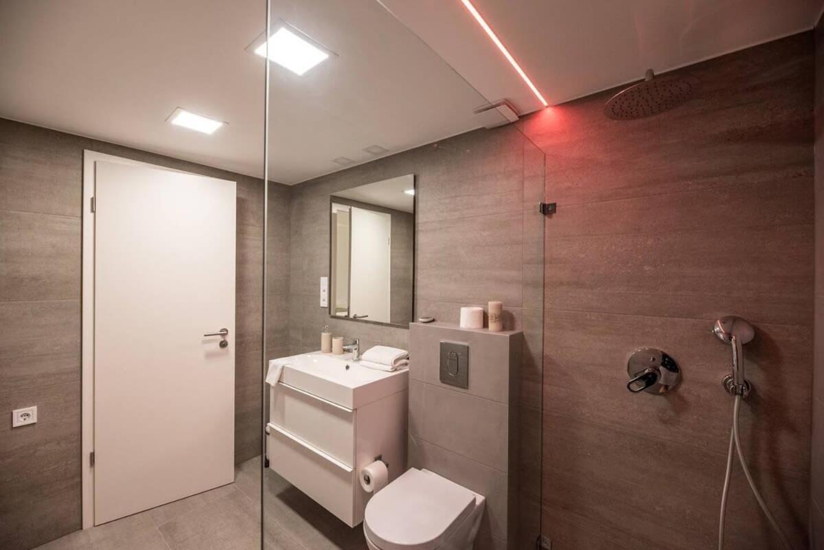 Renovated Design Apartment Close To The Danube Budapest Exterior foto